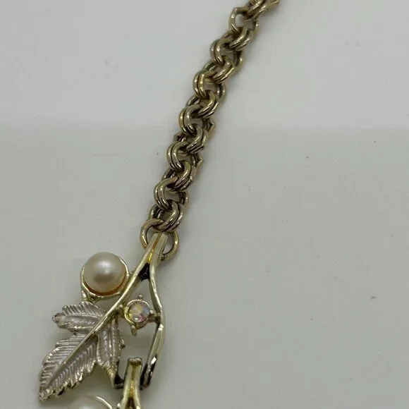 Vintage Judy Lee Gold Tone Necklace Leaf Design Faux Pearls Rhinestones Elegant - Picture 9 of 16